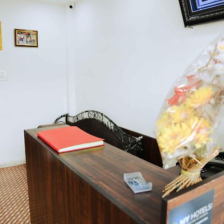 Hotel Abhinandan Indore Eksteriør bilde