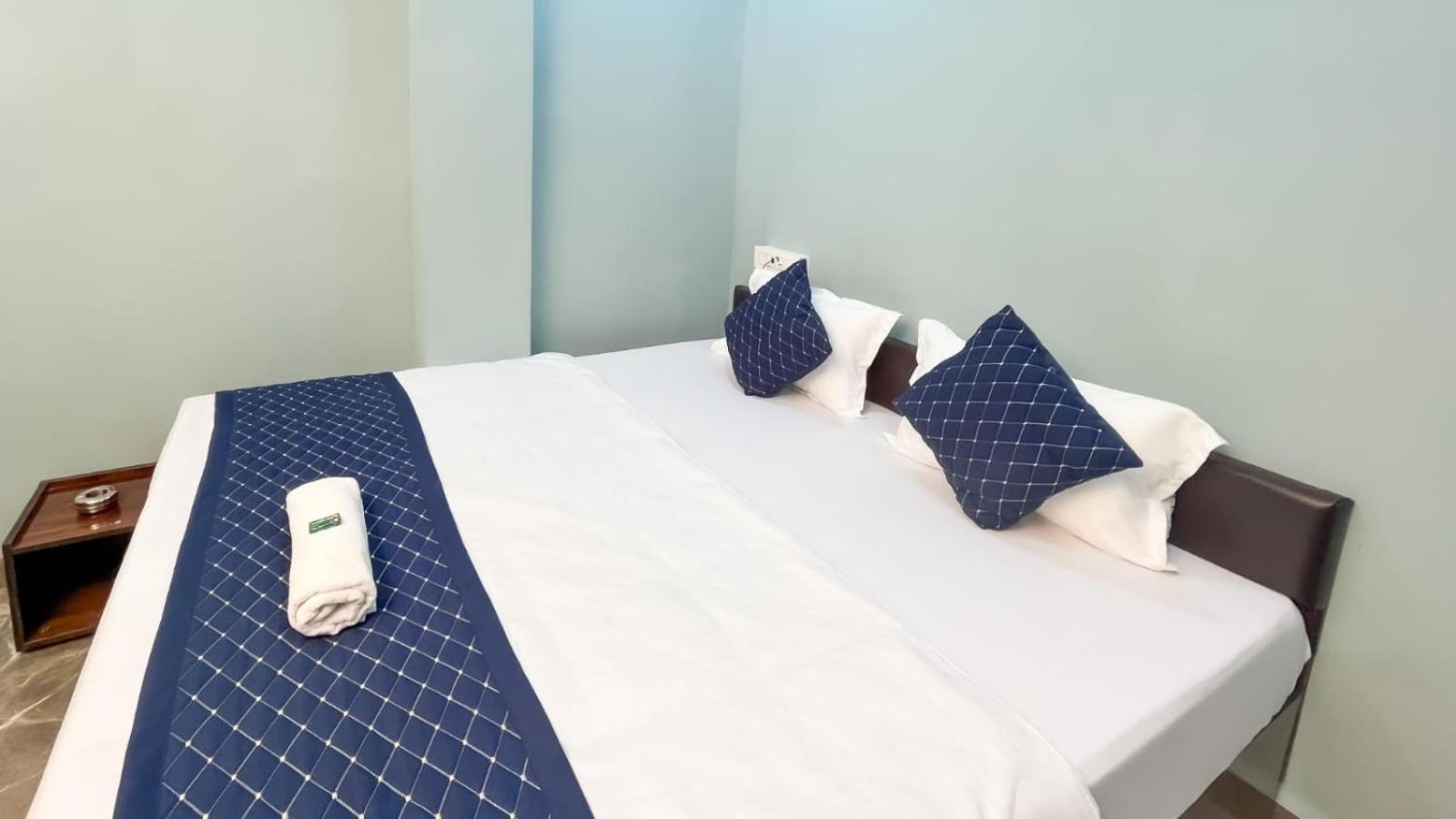 Hotel Abhinandan Indore Eksteriør bilde